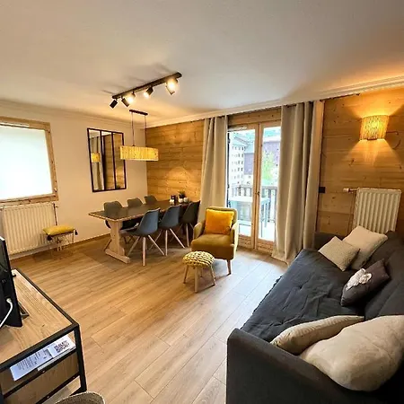 Mont Blanc 25, Vue Mont Blanc, Balcon, Parking Apartment