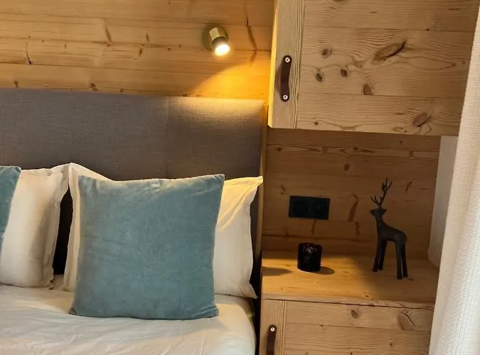 Mont Blanc 25, Vue Mont Blanc, Balcon, Parking Chamonix