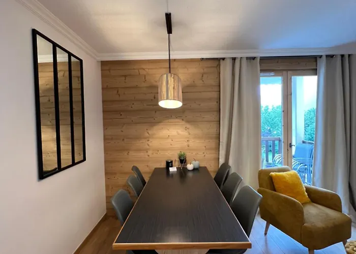 Mont Blanc 25, Vue Mont Blanc, Balcon, Parking 霞慕尼