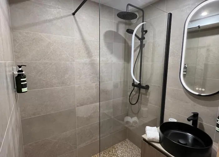 Mont Blanc 25, Vue Mont Blanc, Balcon, Parking