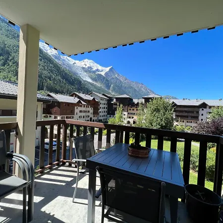 Mont Blanc 25, Vue Mont Blanc, Balcon, Parking Appartement