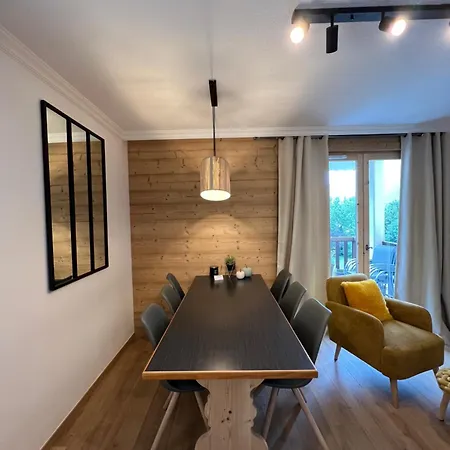 Mont Blanc 25, Vue Mont Blanc, Balcon, Parking Шамони